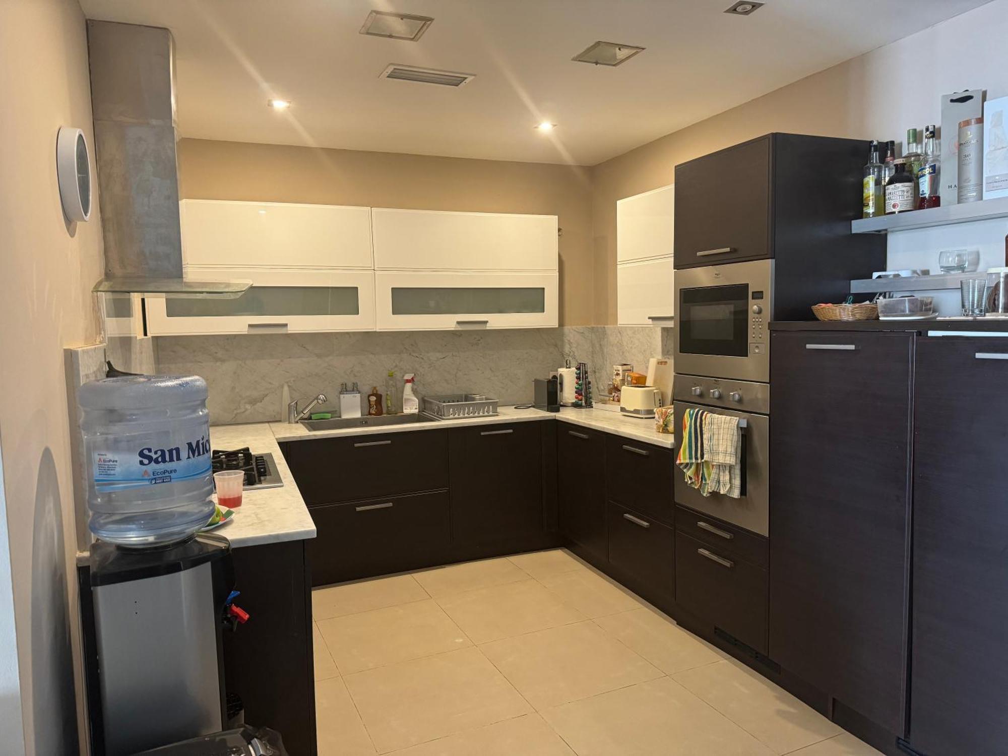公寓 Seaside Retreat 3bed W Garage In Spb! By Homely San Pawl il-Baħar