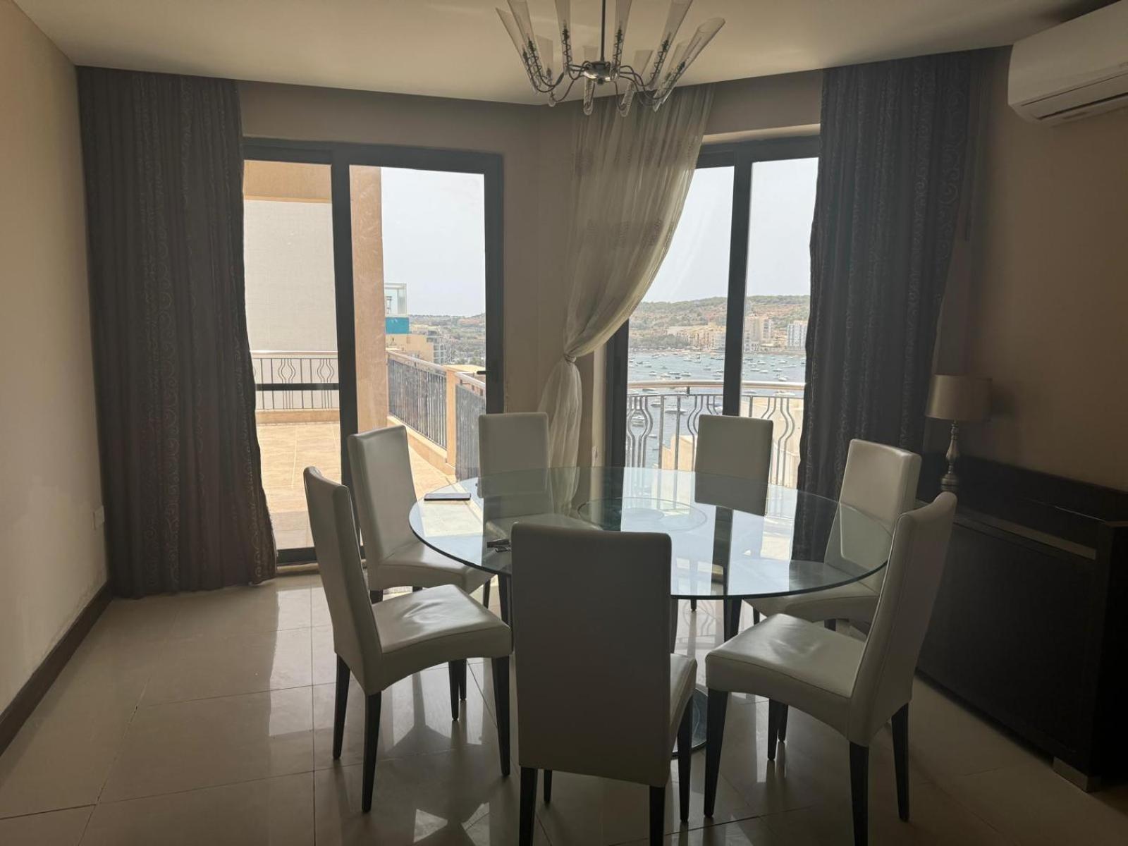 Seaside Retreat 3bed W Garage In Spb! By Homely